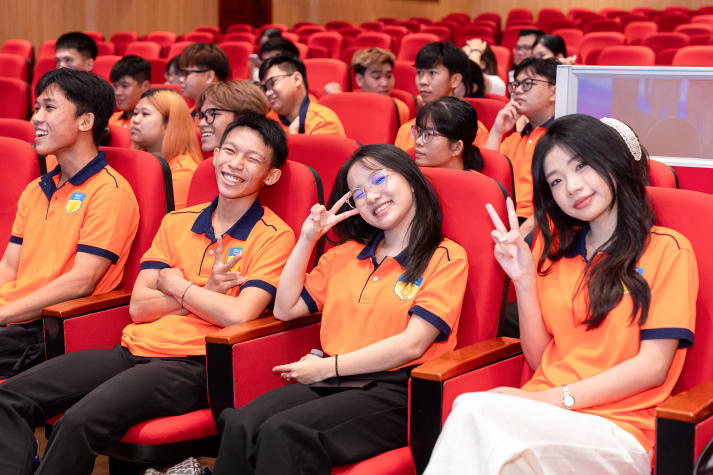 [Ảnh] K26 Khoa Du lịch - Nhà hàng - Khách sạn khởi động hành trình mới đầy năng lượng 33