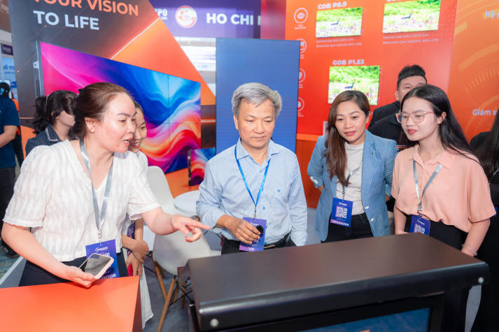 Newbie IT “bắt sóng” công nghệ mới tại iTECH EXPO 2026 41