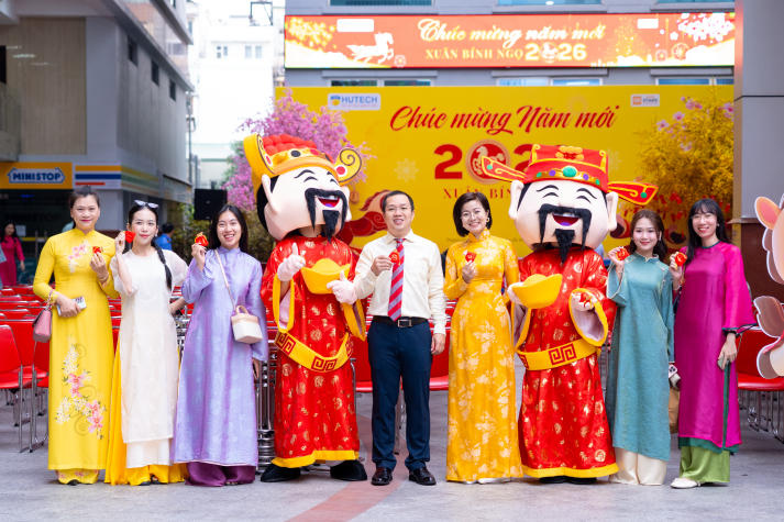 HUTECH New Year Gathering for the Year of the Fire Horse 2026: Connecting internal strength, affirming position, moving forward with confidence 23