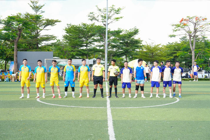 [Video] An Phú Khang FC đăng quang HUTECH Alumni Football 2025, khép lại mùa giải thành công rực rỡ 70