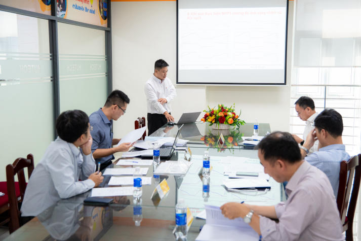 Nhiều giải pháp có tính thời sự trong buổi bảo vệ luận văn, đề án Thạc sĩ ngành Kỹ thuật điện 41