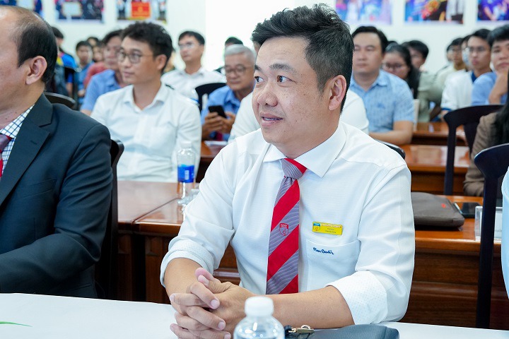 Sinh viên Khoa Xây dựng tìm hiểu về quản lý khối lượng thi công trên nền tảng số 29