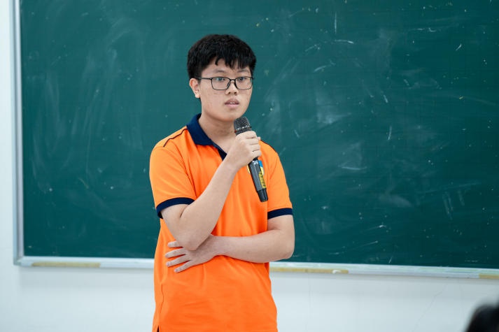 Sinh viên Viện Kỹ thuật HUTECH so tài kiến thức về tư tưởng Hồ Chí Minh 70