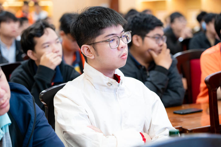 Sinh viên Công nghệ thông tin “giải mã” thị trường lao động và kỹ năng chinh phục nhà tuyển dụng cùng TopCV 23