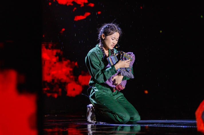 Sinh viên HUTECH thắp sáng niềm tự hào Việt qua chuỗi đồ án nghệ thuật hoành tráng 211