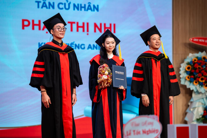 Tân cử nhân HUTECH vững vàng hành trang, rộng mở hành trình mới 40