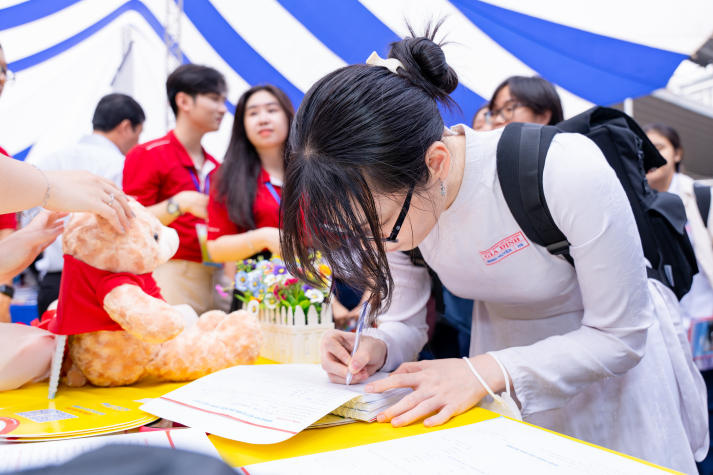 Trên 1,1 triệu thí sinh đăng ký dự thi tốt nghiệp THPT năm 2025 12