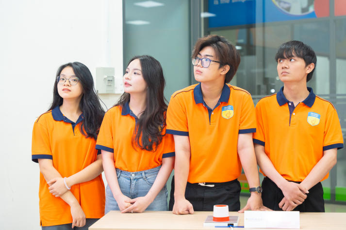 Tuổi trẻ HUTECH tự hào tiếp bước tại Chung kết "Tư tưởng Hồ Chí Minh" 100