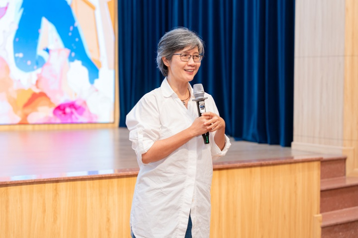 Đạo diễn Phạm Thiên Ân truyền cảm hứng tại lễ chào đón tân binh Truyền thông - Điện ảnh 42