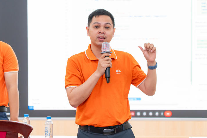 Chuyên gia từ FPT Telecom hướng dẫn sinh viên Khoa Công nghệ thông tin cách ứng dụng GenAI trong nghiên cứu khoa học 76