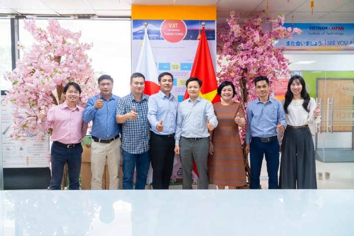VJIT kết nối hệ sinh thái đổi mới sáng tạo, mở rộng cơ hội học tập và nghiên cứu cho sinh viên 10