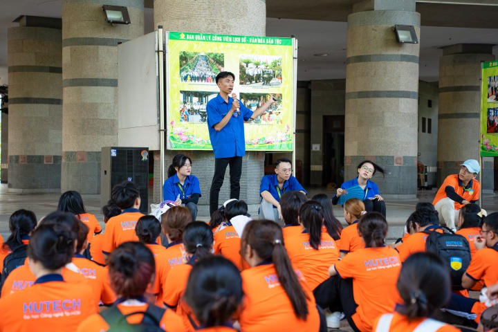 Sinh viên Viện Khoa học Ứng dụng HUTECH “bung xoã” sức trẻ qua hội trại “Sức trẻ Khoa học Ứng dụng” 42