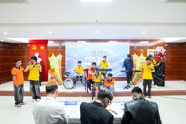 Vòng Sơ khảo HUTECH’s Got Talent 2024: Nhiều thí sinh tài năng đã dần lộ diện 72