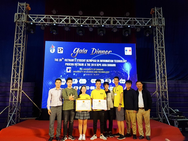 Sinh viên HUTECH đạt Giải Ba tại Hội thi Olympic Tin học Sinh viên 2019 35