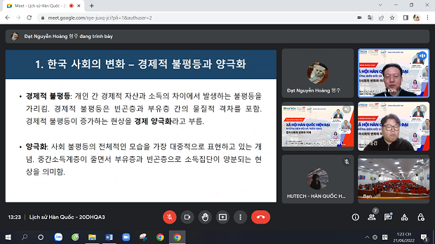 Giáo sư Đại học ChungAng chia sẻ về các vấn đề xã hội Hàn Quốc hiện đại cho sinh viên HUTECH 65