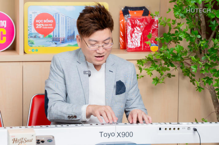 [HUTECH TIKTOK LIVE 2025]: Lưu ý về nộp lệ phí xét tuyển và định hướng khối ngành Văn hóa - Nghệ thuật - Thể thao 42