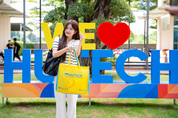 HUTECH chính thức công bố điểm chuẩn năm 2025: 15 - 21 điểm 824