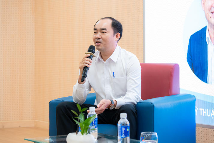 Cựu sinh viên HUTECH trở lại, tiếp thêm bản lĩnh cho sinh viên trước áp lực tuổi trẻ 51