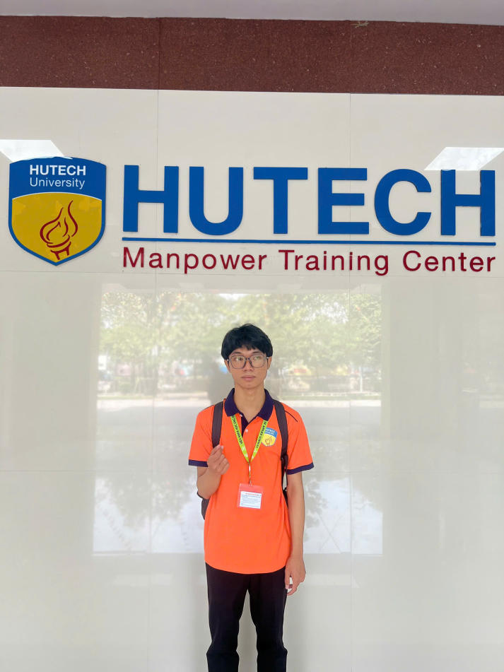 Gương mặt tân sinh viên Đạt Minh Tuấn: Từ những dòng code đầu tiên đến hành trình theo đuổi đam mê tại HUTECH 68