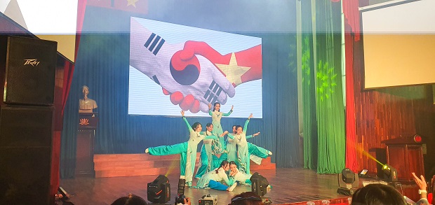 Sắc màu HUTECH rực rỡ tại Lễ hội chữ Hàn - Hangeul Festival 2019 94
