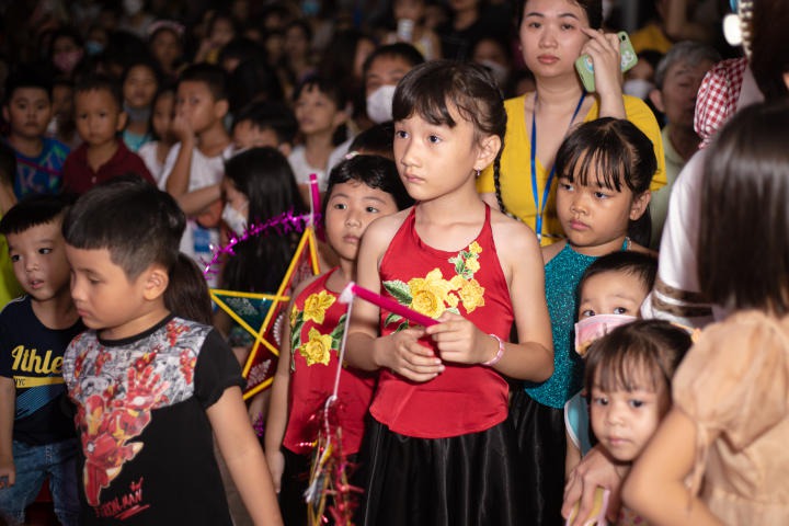 Sinh viên VJIT mang trăng Trung thu tròn đầy đến thiếu nhi tại Lâm Đồng, Bến Tre và TP. Thủ Đức (TP.HCM) 213