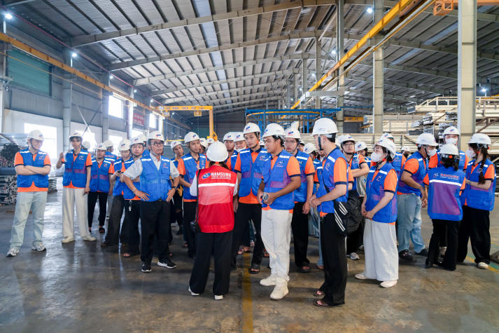 Sinh viên Kiến trúc khám phá bài toán tổ chức không gian sản xuất tại Nhà máy Nhôm Nam Sung 67