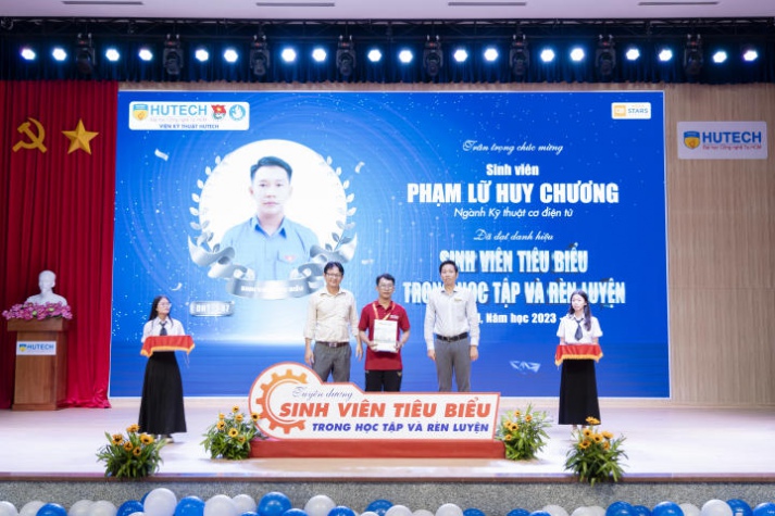 Viện Kỹ thuật tổng kết và phát động phong trào sinh viên năm học 2024-2025 90