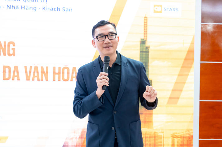 Trang bị kỹ năng làm việc trong môi trường VUCAH và đa văn hóa cho sinh viên HUTECH 37