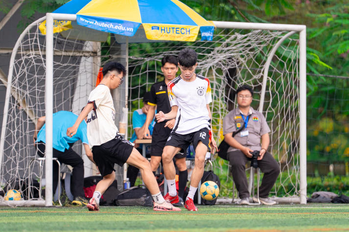 [Video] Khởi động mùa giải thể thao chào đón tân sinh viên 2025-2026: Dấu ấn năng động của tuổi trẻ HUTECH 99