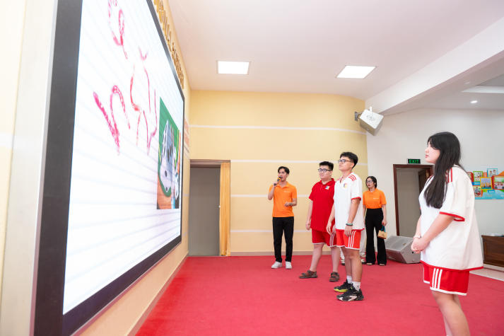 Hanwha Life Finance Mentor: Khi sinh viên trở thành “người thầy” của học sinh THPT 33