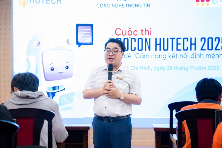 Sôi nổi Procon HUTECH 2025: Khi sinh viên IT bước vào cuộc đua lập trình 10