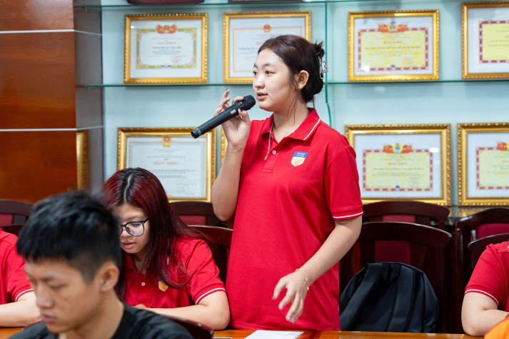 Sinh viên I-HUTECH rèn tư duy chiến lược Marketing qua bài toán thị trường thực tế 40