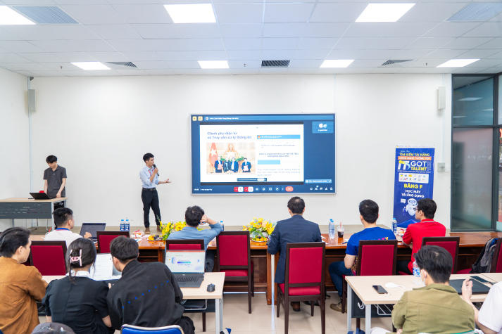 Loạt sân chơi học thuật - văn hóa nghệ thuật - thể thao cho sinh viên HUTECH thỏa sức hòa cùng đam mê 61