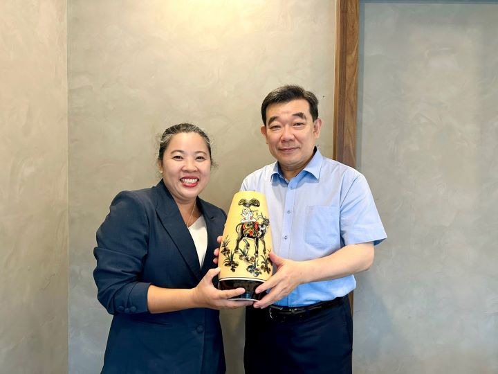 TS. Bùi Phan Anh Thư - Trưởng Khoa Hàn Quốc học HUTECH vinh dự nhận bằng khen của Tổng thống Hàn Quốc 37