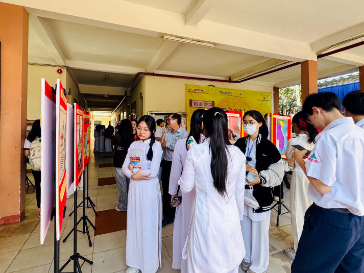 Hành trình “Sử Việt - Nét hùng ca vàng son”: Sinh viên Quan hệ công chúng lan tỏa giá trị lịch sử đến gần thế hệ trẻ 44