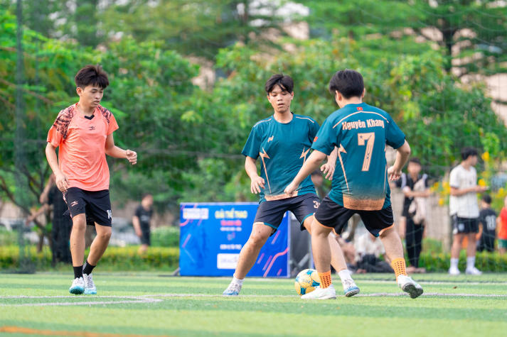 [Video] Khởi động mùa giải thể thao chào đón tân sinh viên 2025-2026: Dấu ấn năng động của tuổi trẻ HUTECH 89