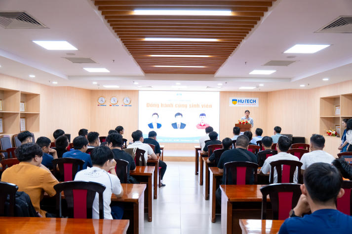 Sinh viên Viện Kỹ thuật học cách thích ứng với môi trường làm việc toàn cầu 11
