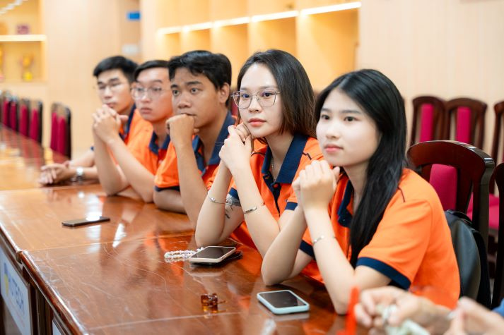 Viện Khoa học Ứng dụng khai mở tiềm năng ứng dụng từ Bạc hà 43
