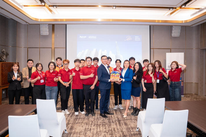 I-HUTECH-ers trải nghiệm “đẳng cấp 5 sao” tại Landmark 81 Autograph Collection 90