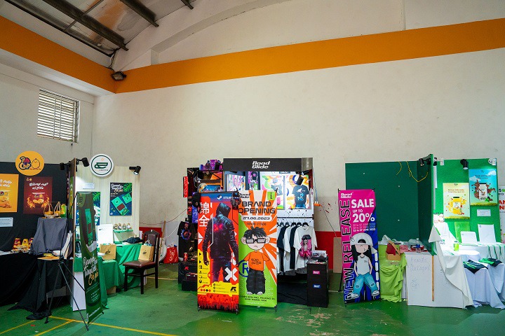 Ấn tượng với triển lãm đồ án Nhận diện thương hiệu của sinh viên ngành Thiết kế đồ họa 5