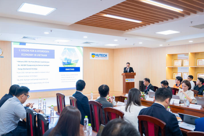 HUTECH kết nối chuỗi giá trị hydrogen, mở hướng ứng dụng cho kinh tế xanh 41