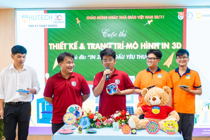 [Ảnh] “In 3D - In dấu yêu thương”: Sân chơi lan tỏa tinh thần tri ân 20/11 của sinh viên Viện Kỹ thuật 66