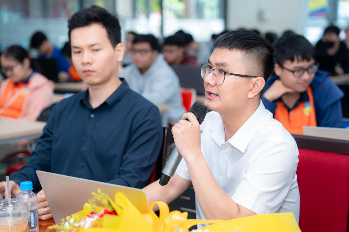 Sinh viên Công nghệ thông tin HUTECH nâng cao kỹ năng ứng dụng AI vào lập trình 80