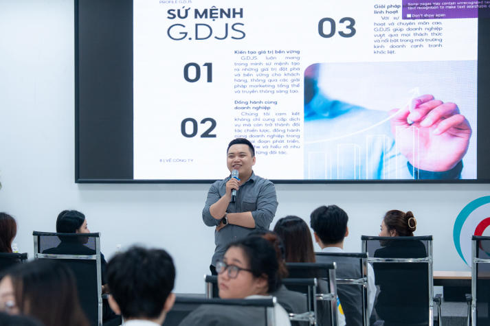 [Video] Tham quan G.DJS, sinh viên VJIT tìm hiểu môi trường làm việc của lĩnh vực truyền thông số 36