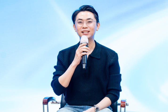 [Video] Gen Z HUTECH “bắt trend” kinh doanh số cùng loạt chuyên gia 102