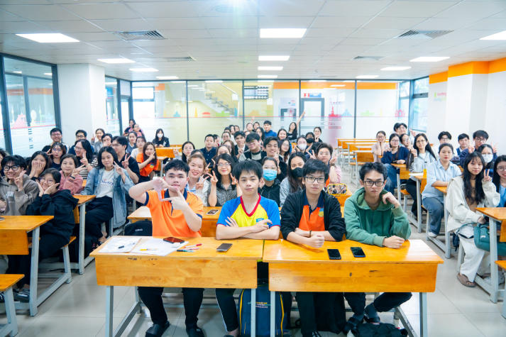 Rèn bút lực - mở tư duy: Sinh viên Khoa Tiếng Anh làm chủ hành trình viết nghiên cứu khoa học 62