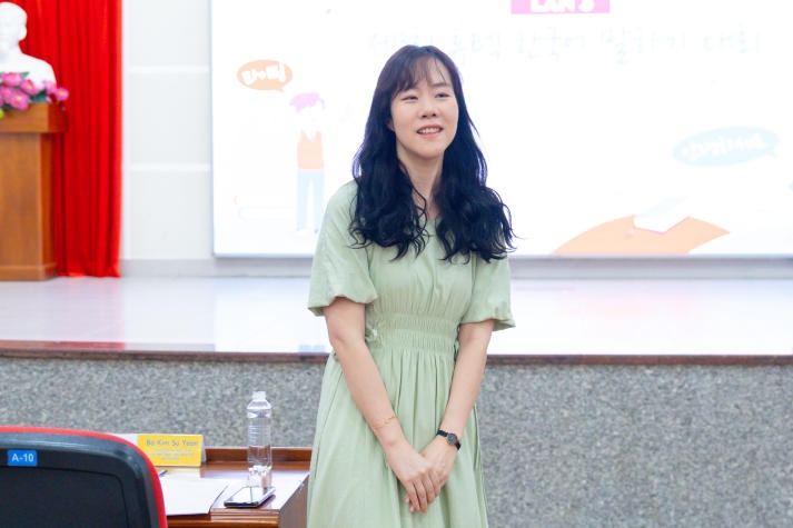 [Video] Students of the Faculty of Korean Studies showcased Korean proficiency at the 3rd "HUTECH Korean Speaking Contest" 38