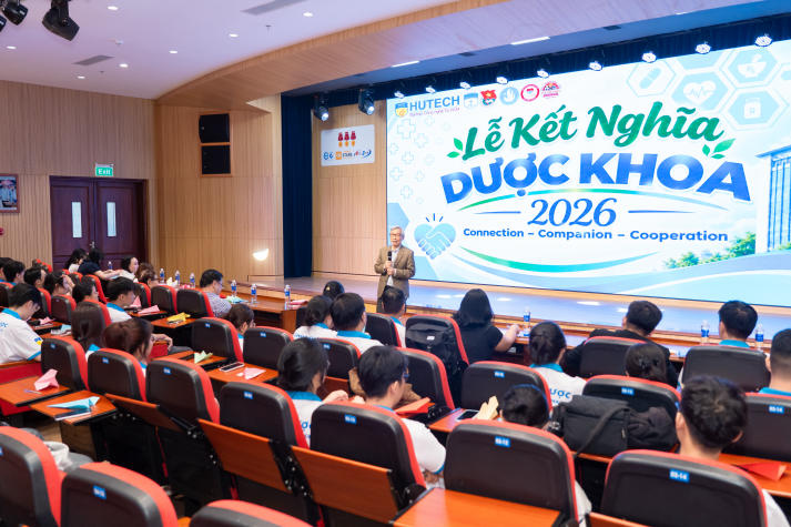 [Video] Lễ kết nghĩa Dược Khoa 2026: Chuyện học, chuyện nghề nối nhịp các thế hệ dược sĩ tương lai 14