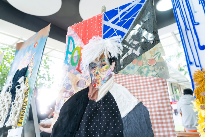 Kết nối kỹ thuật - thẩm mỹ - ứng dụng trong triển lãm của sinh viên ngành Thiết kế nội thất 54