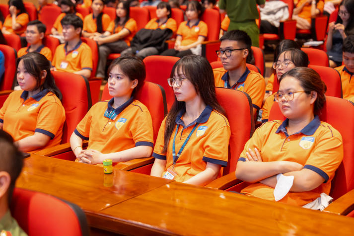 HUTECH đồng hành cùng Bộ Công an và Bộ GD&ĐT nâng cao nhận thức phòng chống tội phạm, tệ nạn ma túy cho sinh viên 125